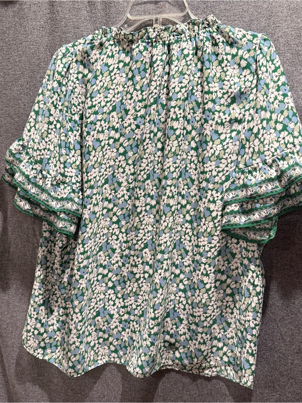 Max Studio Womens Plus 1X Green Floral Smocked Neck Blouse Short Sleeve Shirt - Picture 9 of 13